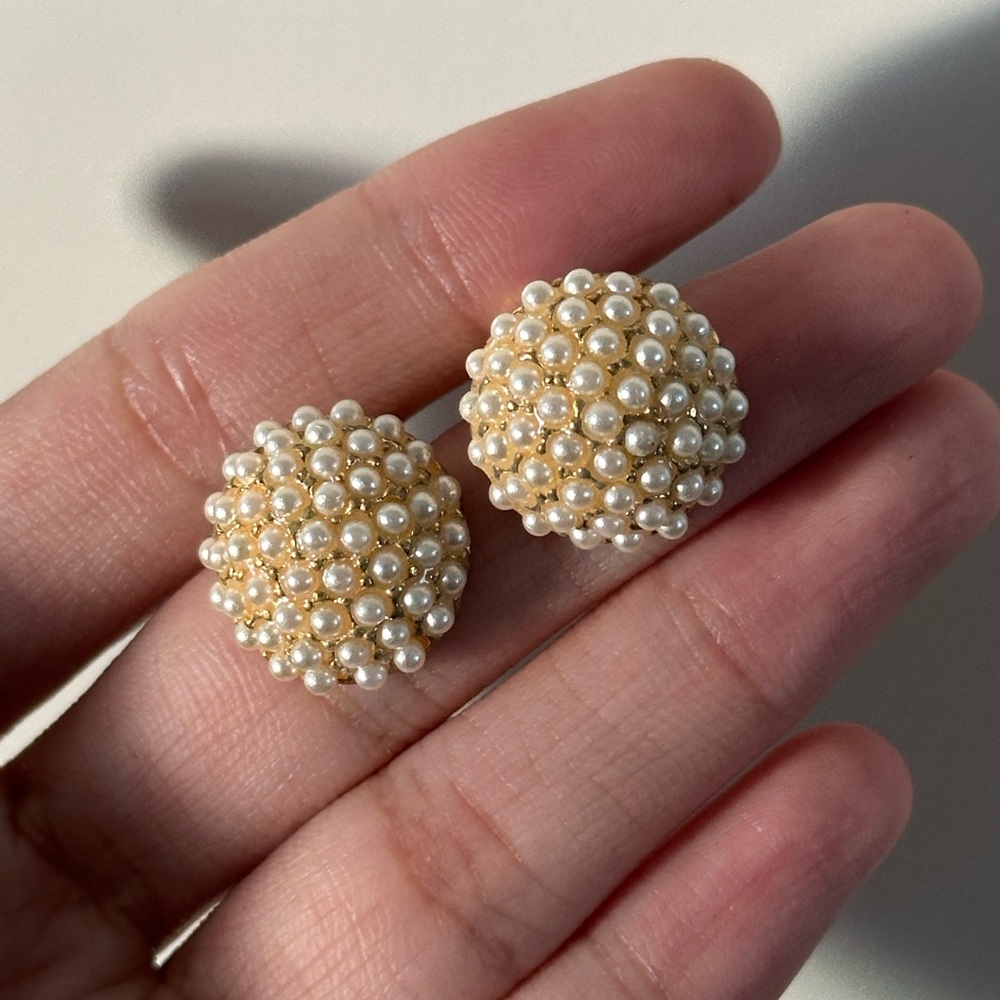 Vintage Clip On Earrings